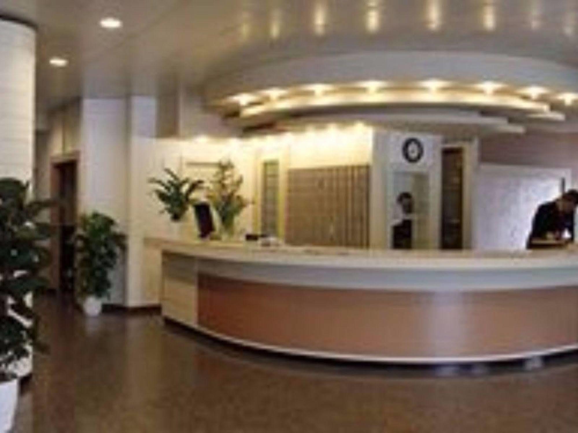 Отель Thp Bologna Картерия-ди-Сесто-Растиньяно Экстерьер фото
